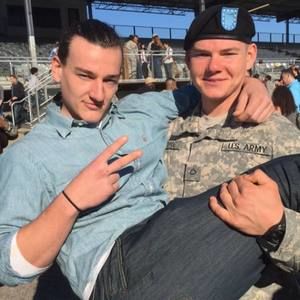 Meet your Posher, Tucker